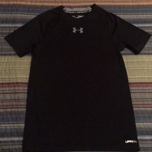 Under Armour fitted, black, short sleeve shirt